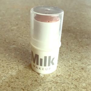 ❣️⭐️MILK mini highlighter ⭐️❣️